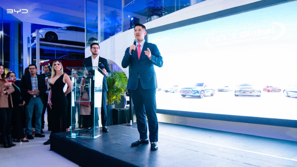 ¡El gran BYD Flagship Granados llegó a Ecuador! 